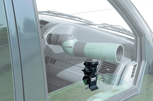 Mocowanie lunety na szybie samochodowej